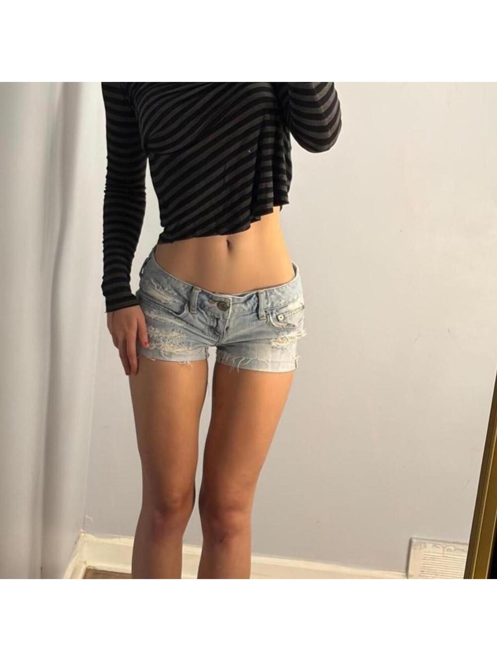 vintage Y2K American Eagle denim microshorts - Picture 7 of 8